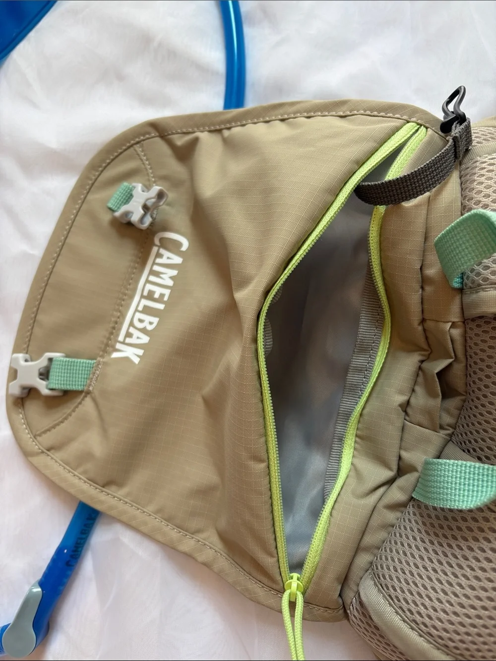 Camelbak Arete 18 1.5L/50oz. Hydration Backpack